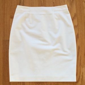 Sexy white pencil skirt. Like new.